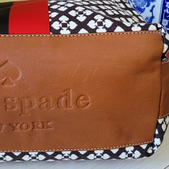 Kate Spade Brown Monochrome Printed Canvas and Leather Stevie Bag - Picture 13 of 16